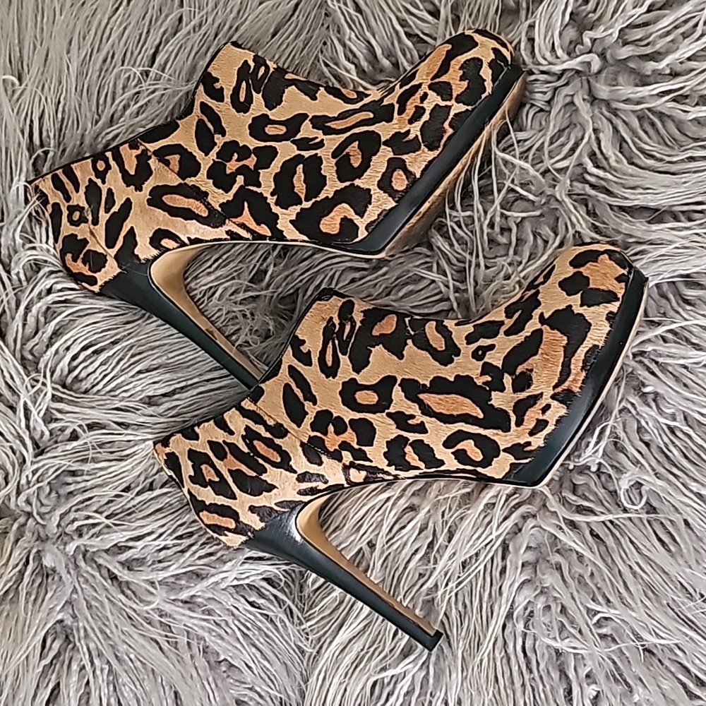 Women’s Leopard Print Platform High Heel Booties - Tan/Black